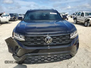 2020 Volkswagen Atlas SE z VIN 1V23C2CA1LC218552, wystawiony jako Copart lot #54292103 z przebiegiem 29 805 mil mil oraz . Historia ofert i sprzedaży dostępna na DreamBid. Obrazek 5.