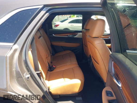 2020 Cadillac XT5 Premium Luxury FWD with VIN 1GYKNCRS0LZ220006, listed as a IAAI auction lot 41985265 with 47,464 mi miles and . Bid and sale history available at carsss.com. Image 8.
