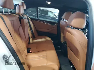 2019 BMW 5 Series 540i xDrive with VIN WBAJE7C53KWW37760, listed as a Copart auction lot 84263044 with 44,687 mi miles and Salvage Title. Bid and sale history available at carsss.com. Image 10.