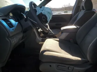 2006 Honda Pilot EX with VIN 5FNYF28496B004482, listed as a Copart auction lot 49183715 with 144,589 mi miles and Salvage Title. Bid and sale history available at DreamBid. Image 7.