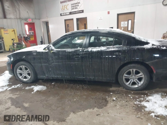 2023 Dodge Charger SXT z VIN 2C3CDXBGXPH571557, wystawiony jako IAAI lot #41581514 z przebiegiem 45 898 mil mil oraz . Historia ofert i sprzedaży dostępna na DreamBid. Obrazek 15.