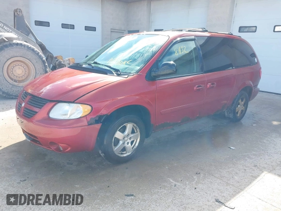 2005 Dodge Grand Caravan with VIN 2D4G944L75R310409, listed as a IAAI auction lot 41781132 with 128,120 mi miles and . Bid and sale history available at DreamBid. Image 18.