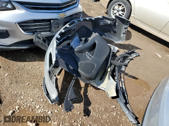 2016 Chevrolet Malibu LS z VIN 1G1ZB5ST4GF240593, wystawiony jako Copart lot #50190275 z przebiegiem 114 585 mil mil oraz Szkody całkowita. Historia ofert i sprzedaży dostępna na DreamBid. Obrazek 12.
