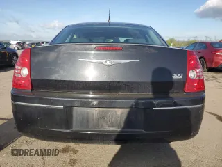 2008 Chrysler 300 Touring with VIN 2C3LA53G18H118599, listed as a Copart auction lot 54828895 with 81,263 mi miles and Salvage Title. Bid and sale history available at carsss.com. Image 6.