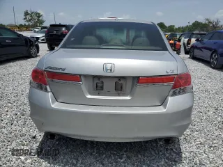 2011 Honda Accord EX-L z VIN 1HGCP3F84BA018491, wystawiony jako Copart lot #60306505 z przebiegiem 125 807 mil mil oraz Czysty tytuł • Clean title. Historia ofert i sprzedaży dostępna na DreamBid. Obrazek 6.