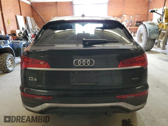 2022 Audi Q5 Sportback S line Premium Plus with VIN WA15ABFY4N2105772, listed as a Copart auction lot 54119335 with 38,217 mi miles and Salvage title. Bid and sale history available at DreamBid. Image 6.