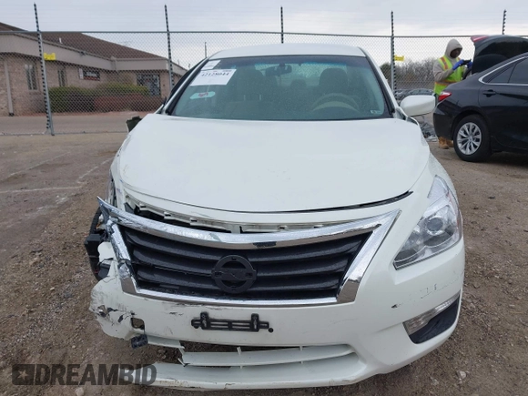 2015 Nissan Altima SV z VIN 1N4AL3AP6FC115367, wystawiony jako IAAI lot #42128044 z przebiegiem 110 383 mil mil oraz . Historia ofert i sprzedaży dostępna na DreamBid. Obrazek 12.