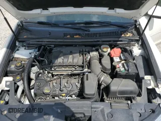 2013 Lincoln MKS with VIN 1LNHL9EK8DG605675, listed as a Copart auction lot 62448455 with 102,642 mi miles and Salvage title. Bid and sale history available at DreamBid. Image 11.