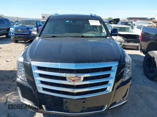 2017 Cadillac Escalade Premium Luxury z VIN 1GYS4CKJ6HR239428, wystawiony jako IAAI lot #42221451 z przebiegiem 87 421 mil mil oraz . Historia ofert i sprzedaży dostępna na DreamBid. Obrazek 12.