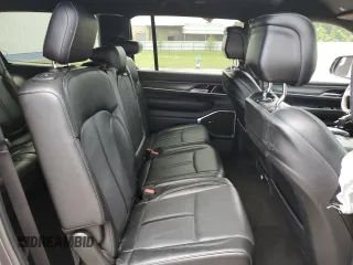 2024 Jeep Wagoneer Series II с VIN 1C4SJRBP7RS126538, выставлен на аукционе Copart как лот 60919165 с пробегом 30 386 миль миль и Чистый • Clean title. История ставок и продаж доступна на DreamBid. Изображение 11.