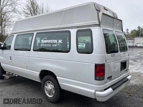 2014 Ford Econoline Cargo Commercial z VIN 1FTNS2EW3EDA97297, wystawiony jako Copart lot #62708585 z przebiegiem 167 805 mil mil oraz Czysty tytuł • Clean title. Historia ofert i sprzedaży dostępna na DreamBid. Obrazek 3.