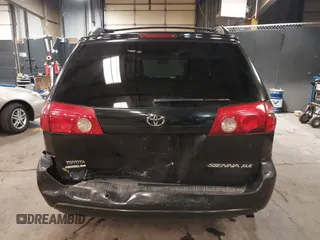 2009 Toyota Sienna XLE with VIN 5TDZK22C19S232024, listed as a IAAI auction lot 42081485 with 179,257 mi miles. Bid and sale history available at carsss.com. Image 16.