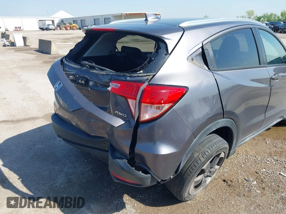 2018 Honda HR-V EX-L Navi with VIN 3CZRU6H7XJM700052, listed as a IAAI auction lot 41956296 with 88,204 mi miles. Bid and sale history available at carsss.com. Image 17.