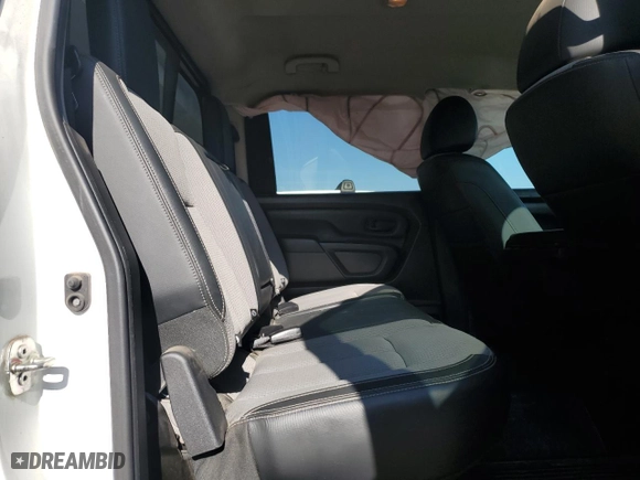 2017 Nissan Titan SV with VIN 1N6AA1EJXHN557468, listed as a Copart auction lot 46920985 with NaN miles and Salvage Title. Bid and sale history available at carsss.com. Image 10.