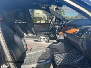 2019 Mercedes-Benz GLS with VIN 4JGDF6EE9KB221297, listed as a Copart auction lot 74032613 with 60,922 mi miles. Bid and sale history available at carsss.com. Image 5.