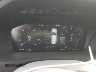 2018 Volvo XC90 Momentum with VIN YV4A22PKXJ1327774, listed as a Copart auction lot 52416275 with 93,232 mi miles and Salvage Title. Bid and sale history available at carsss.com. Image 9.