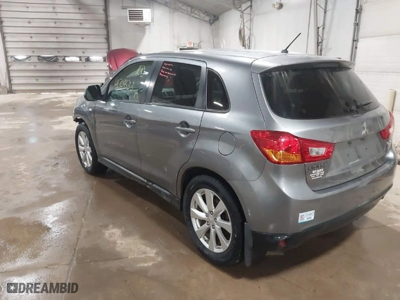 2013 Mitsubishi Outlander Sport ES with VIN 4A4AR3AU1DE022605, listed as a IAAI auction lot 41704533 with 71,922 mi miles. Bid and sale history available at carsss.com. Image 3.