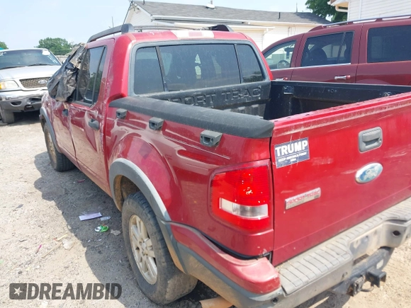 2010 Ford Explorer Sport Trac XLT z VIN 1FMEU3BE8AUA41454, wystawiony jako IAAI lot #42250096 z przebiegiem 177 269 mil mil oraz . Historia ofert i sprzedaży dostępna na DreamBid. Obrazek 3.
