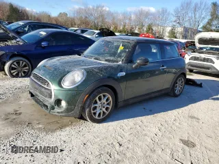 2019 MINI Hardtop Cooper S with VIN WMWXP7C52K2A52084, listed as a Copart auction lot 82635024 with 64,022 mi miles and Salvage Title. Bid and sale history available at DreamBid. Image 1.