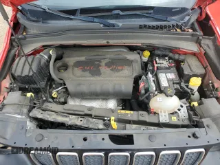 2020 Jeep Renegade Sport with VIN ZACNJAAB3LPL71917, listed as a Copart auction lot 55525795 with 83,118 mi miles and Salvage title. Bid and sale history available at DreamBid. Image 11.