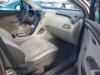 2014 Chevrolet Volt with VIN 1G1RD6E43EU130731, listed as a IAAI auction lot 41798604 with 136,113 mi miles and . Bid and sale history available at carsss.com. Image 5.