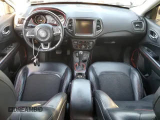 2018 Jeep Compass Trailhawk с VIN 3C4NJDDB5JT412005, выставлен на аукционе Copart как лот 65649535 с пробегом 105 912 миль миль и Списание • Salvage title. История ставок и продаж доступна на DreamBid. Изображение 8.