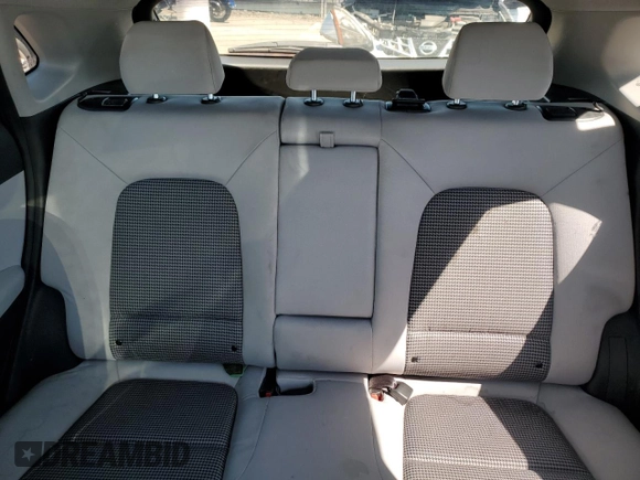 2022 Hyundai Kona SE with VIN KM8K2CAB4NU764272, listed as a Copart auction lot 52388265 with 76,218 mi miles and Salvage Title. Bid and sale history available at DreamBid. Image 10.