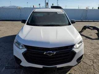 2020 Chevrolet Traverse LS with VIN 1GNERFKW1LJ229602, listed as a Copart auction lot 88529455 with 80,680 mi miles and Salvage Title. Bid and sale history available at carsss.com. Image 5.