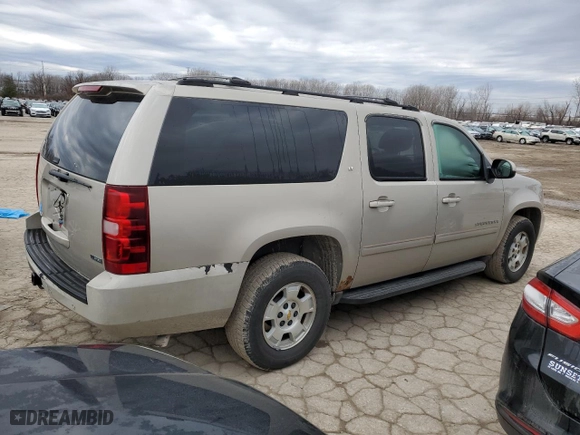 2007 Chevrolet Suburban LS with VIN 1GNFC16017J191521, listed as a Copart auction lot 44249165 with 229,082 mi miles and Salvage Title. Bid and sale history available at carsss.com. Image 3.