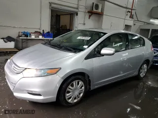 2010 Honda Insight LX with VIN JHMZE2H58AS010977, listed as a Copart auction lot 43838605 with 88692 miles and Salvage Title. Bid and sale history available at carsss.com. Image 1.