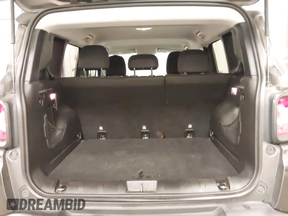 2017 Jeep Renegade Altitude with VIN ZACCJBBB8HPE95509, listed as a IAAI auction lot 42523316 with 163,040 mi miles and . Bid and sale history available at DreamBid. Image 18.