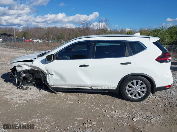 2018 Nissan Rogue SV with VIN KNMAT2MT1JP558153, listed as a IAAI auction lot 41083141 with 40251 miles. Bid and sale history available at carsss.com. Image 14.