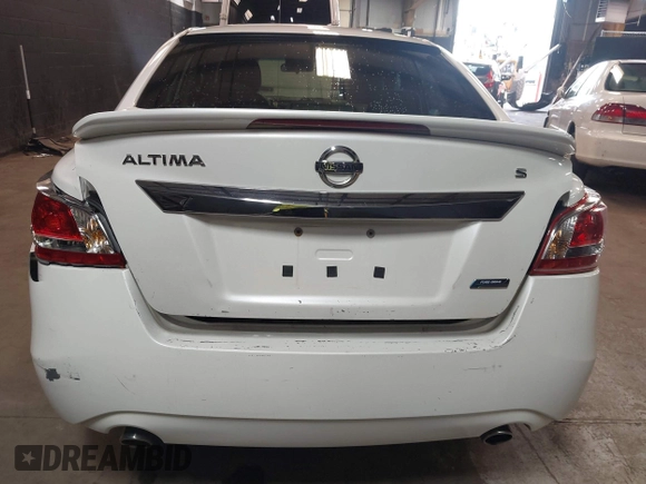 2013 Nissan Altima 2.5 S with VIN 1N4AL3AP1DC178101, listed as a IAAI auction lot 42109167 with 165,892 mi miles and . Bid and sale history available at carsss.com. Image 16.