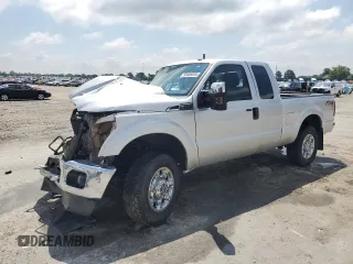 2014 Ford F-250 XL z VIN 1FT7X2B68EEA67690, wystawiony jako Copart lot #56468055 z przebiegiem 149 092 mil mil oraz Szkoda całkowita • Salvage title. Historia ofert i sprzedaży dostępna na DreamBid. Obrazek 1.