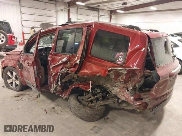2016 Jeep Patriot Latitude with VIN 1C4NJRFB3GD707032, listed as a IAAI auction lot 41562511 with 69,693 mi miles and . Bid and sale history available at DreamBid. Image 3.