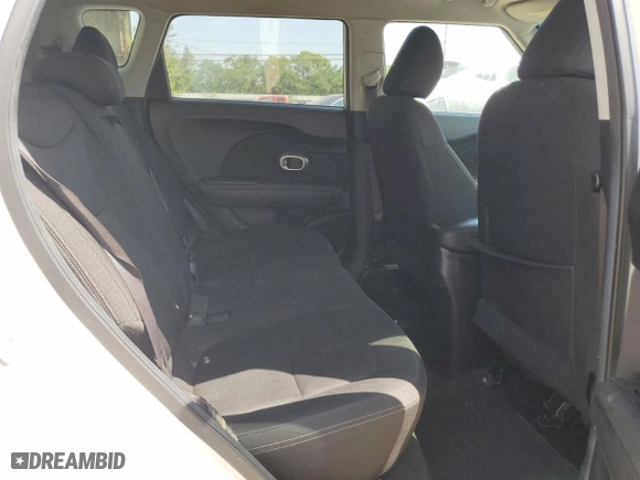2014 Kia Soul with VIN KNDJN2A29E7075442, listed as a Copart auction lot 61624974 with 150,034 mi miles and Non Repairable. Bid and sale history available at carsss.com. Image 10.