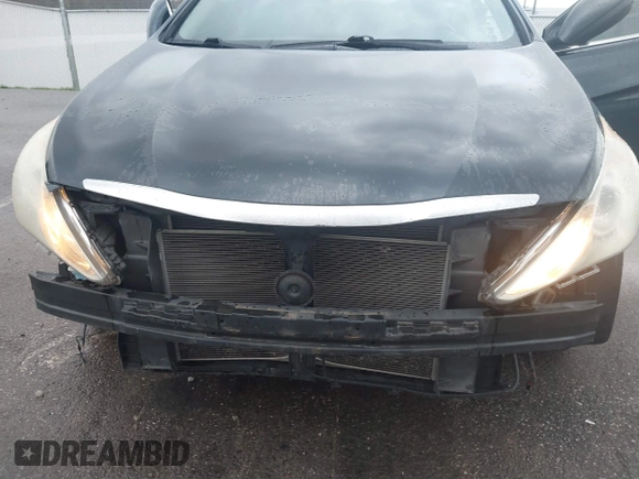 2011 Hyundai Sonata Limited with VIN 5NPEC4AC9BH058627, listed as a IAAI auction lot 41944846 with 111,251 mi miles and . Bid and sale history available at DreamBid. Image 6.