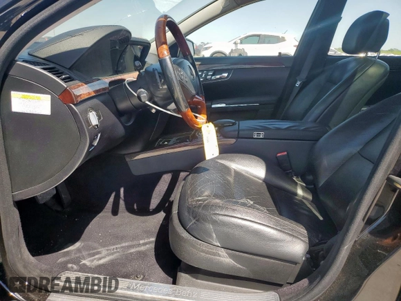 2010 Mercedes-Benz S 550 with VIN WDDNG7BBXAA347202, listed as a Copart auction lot 52907765 with 194,352 mi miles and Salvage Title. Bid and sale history available at DreamBid. Image 7.