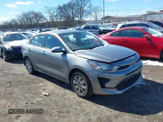 2021 Kia Rio LX with VIN 3KPA24AD5ME372745, listed as a IAAI auction lot 41633392 with 72,523 mi miles. Bid and sale history available at carsss.com. Image 13.