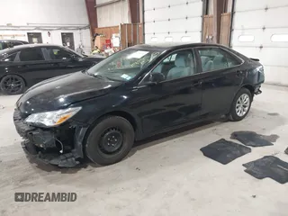 2016 Toyota Camry XLE with VIN 4T1BF1FK9GU555940, listed as a IAAI auction lot 42044492 with 109,337 mi miles and . Bid and sale history available at DreamBid. Image 2.