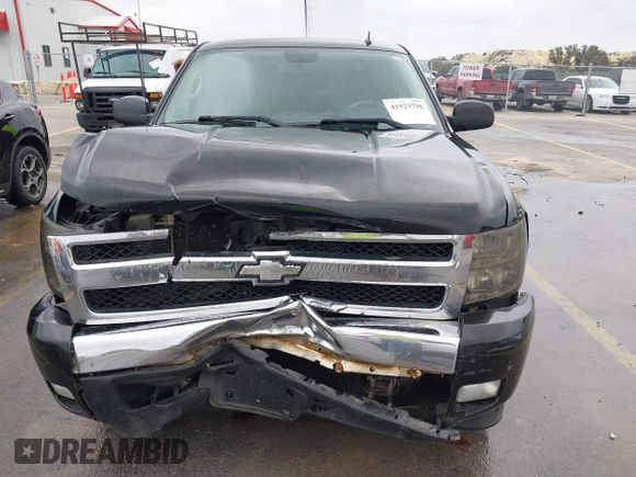 2008 Chevrolet Silverado 1500 1LT with VIN 3GCEC13JX8G147165, listed as a IAAI auction lot 41523796 with 206,104 mi miles and . Bid and sale history available at DreamBid. Image 6.