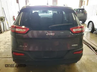 2017 Jeep Cherokee Latitude with VIN 1C4PJMCB2HW609258, listed as a Copart auction lot 59881055 with 69,081 mi miles and Salvage title. Bid and sale history available at DreamBid. Image 6.