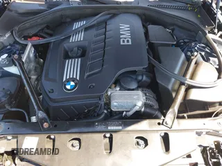 2011 BMW 5 Series 528i with VIN WBAFR1C52BC672489, listed as a IAAI auction lot 42038678 with 47,688 mi miles and . Bid and sale history available at carsss.com. Image 10.