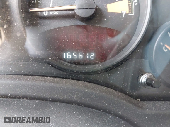2014 Jeep Patriot Sport with VIN 1C4NJRBB4ED686680, listed as a IAAI auction lot 41585899 with 165,612 mi miles and . Bid and sale history available at DreamBid. Image 7.