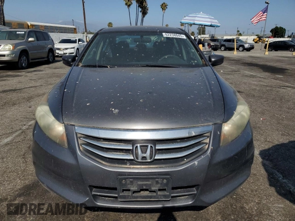 2011 Honda Accord LX z VIN 1HGCP2F36BA112001, wystawiony jako Copart lot #62238045 z przebiegiem 179 469 mil mil oraz Czysty tytuł • Clean title. Historia ofert i sprzedaży dostępna na DreamBid. Obrazek 5.
