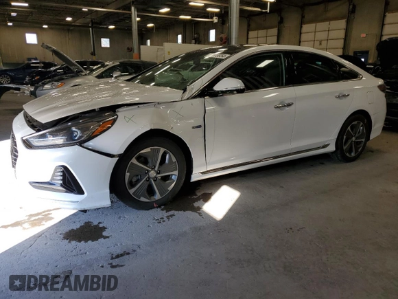 2018 Hyundai Sonata Hybrid Limited with VIN KMHE34L31JA084041, listed as a Copart auction lot 78978654 with 74,221 mi miles and Non Repairable. Bid and sale history available at carsss.com. Image 1.