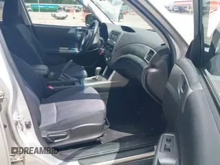 2010 Subaru Forester X Premium с VIN JF2SH6CC3AH751091, выставлен на аукционе IAAI как лот 42537003 с пробегом 155 534 миль миль и . История ставок и продаж доступна на DreamBid. Изображение 5.