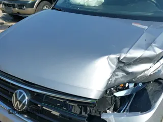 2023 Volkswagen Tiguan SE R-Line Black с VIN 3VVCB7AX2PM055070, выставлен на аукционе IAAI как лот 42787459 с пробегом 88 798 миль миль и . История ставок и продаж доступна на DreamBid. Изображение 19.