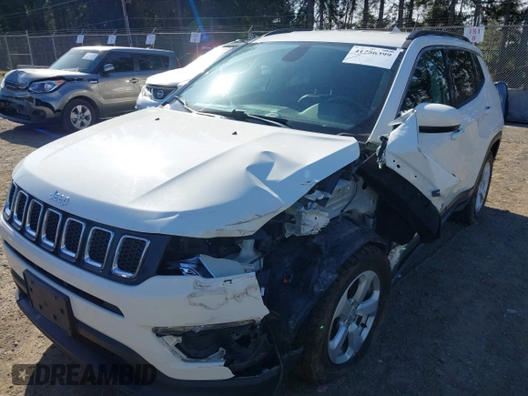 2020 Jeep Compass Latitude with VIN 3C4NJDBB8LT132715, listed as a IAAI auction lot 41756399 with 971 mi miles and . Bid and sale history available at carsss.com. Image 6.