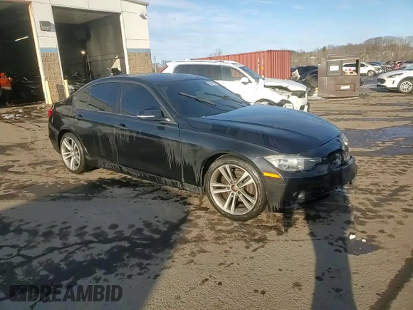 2015 BMW 3 Series 328i xDrive с VIN WBA3B5C59FF960920, выставлен на аукционе Copart как лот 45371575 с пробегом 136 260 миль миль и Списание • Salvage title. История ставок и продаж доступна на DreamBid. Изображение 13.